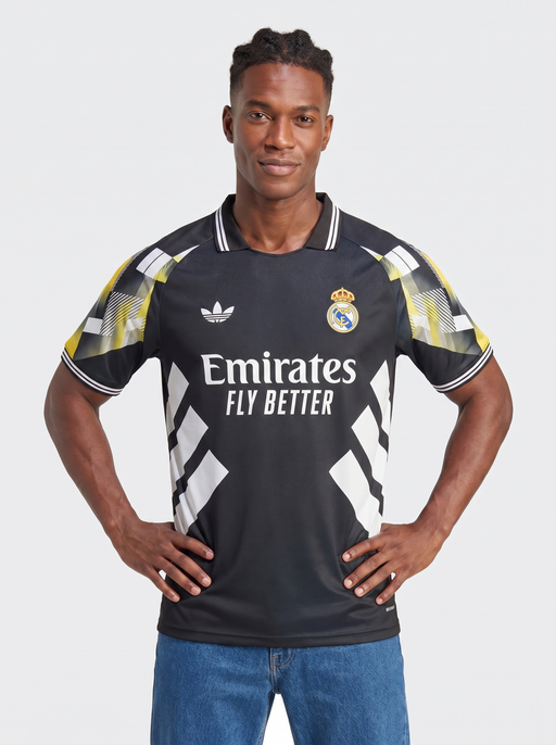 2025/26 REAL MADRID – “ARROW SVART EDITION” KIT