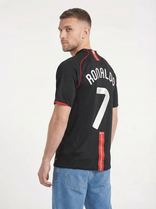 MANCHESTER UNITED 2007-08 BORTA KIT