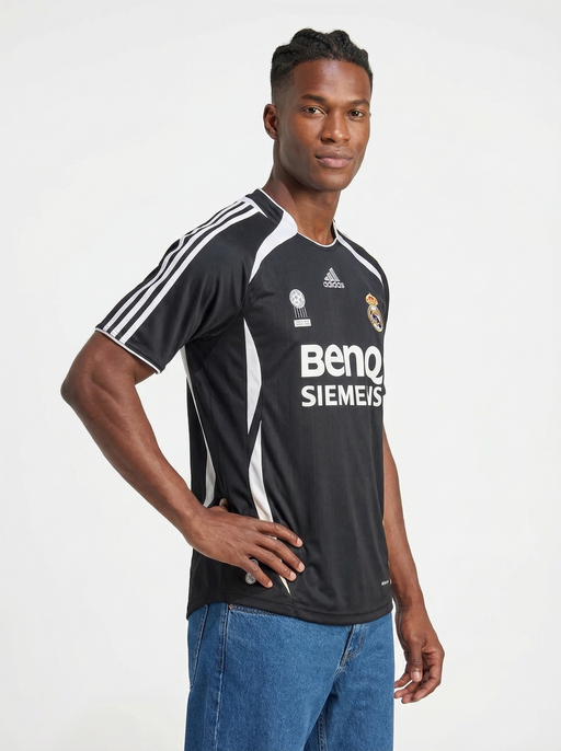 REAL MADRID 2006/07 BORTA KIT