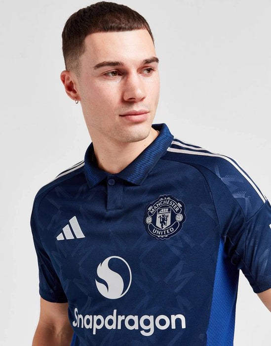 MANCHESTER UNITED FC 2024/25 BORTA KIT