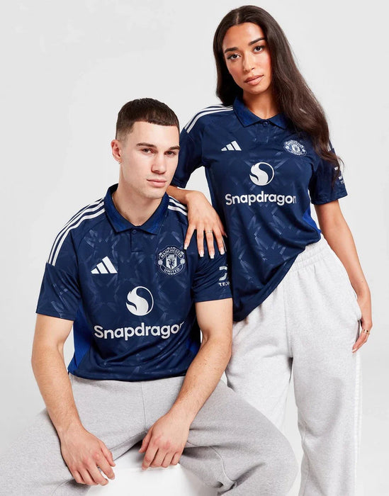 MANCHESTER UNITED FC 2024/25 BORTA KIT