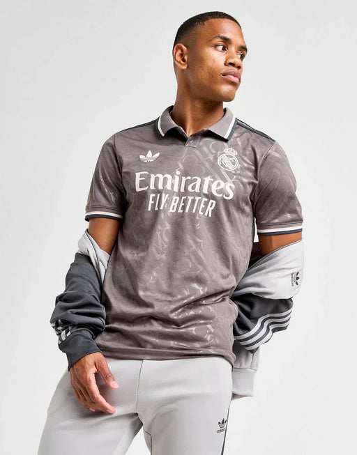 REAL MADRID CF 2024/25 TREDJE KIT