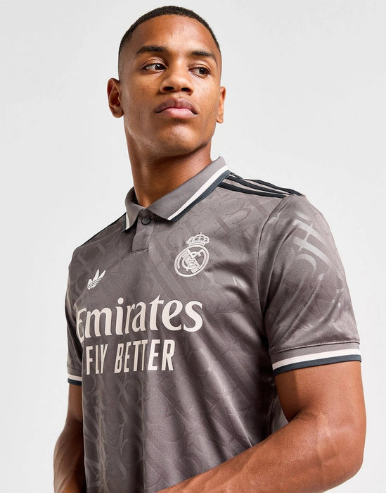 REAL MADRID CF 2024/25 TREDJE KIT