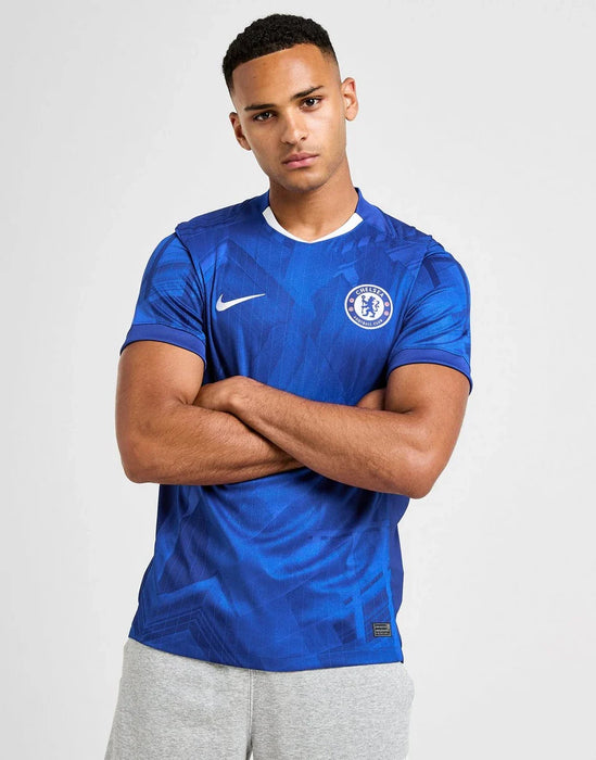 NIKE CHELSEA FC 2025/26 HEMMA KIT
