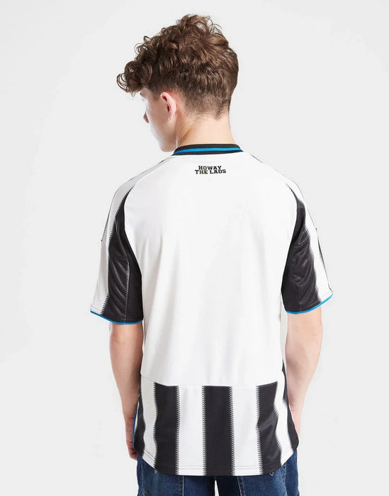 ADIDAS NEWCASTLE UNITED FC 2025/26 HEMMA KIT JUNIOR