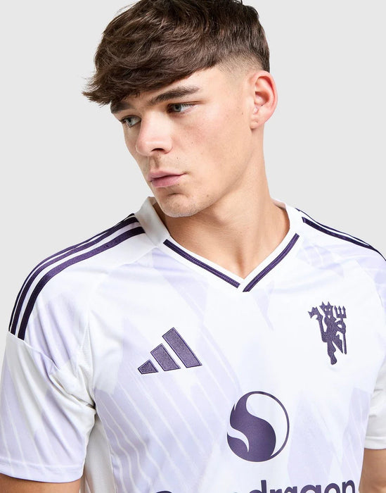 ADIDAS MANCHESTER UNITED FC 2025/26 BORTA KIT