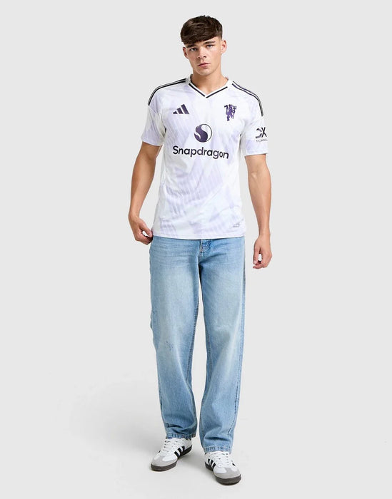 ADIDAS MANCHESTER UNITED FC 2025/26 BORTA KIT