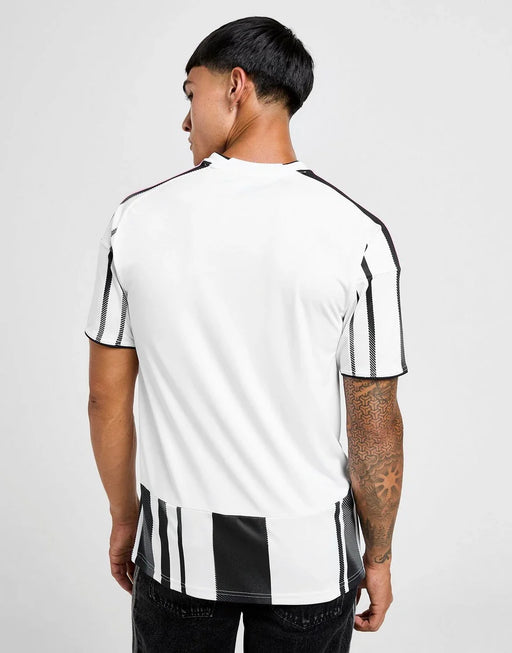 JUVENTUS 25/26 HEMMA KIT